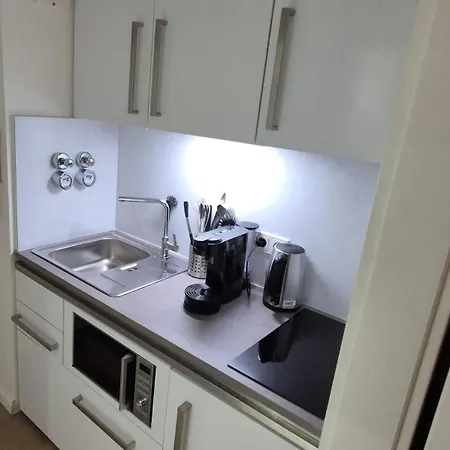 Daire City, Centrally Located, Fully Renovated